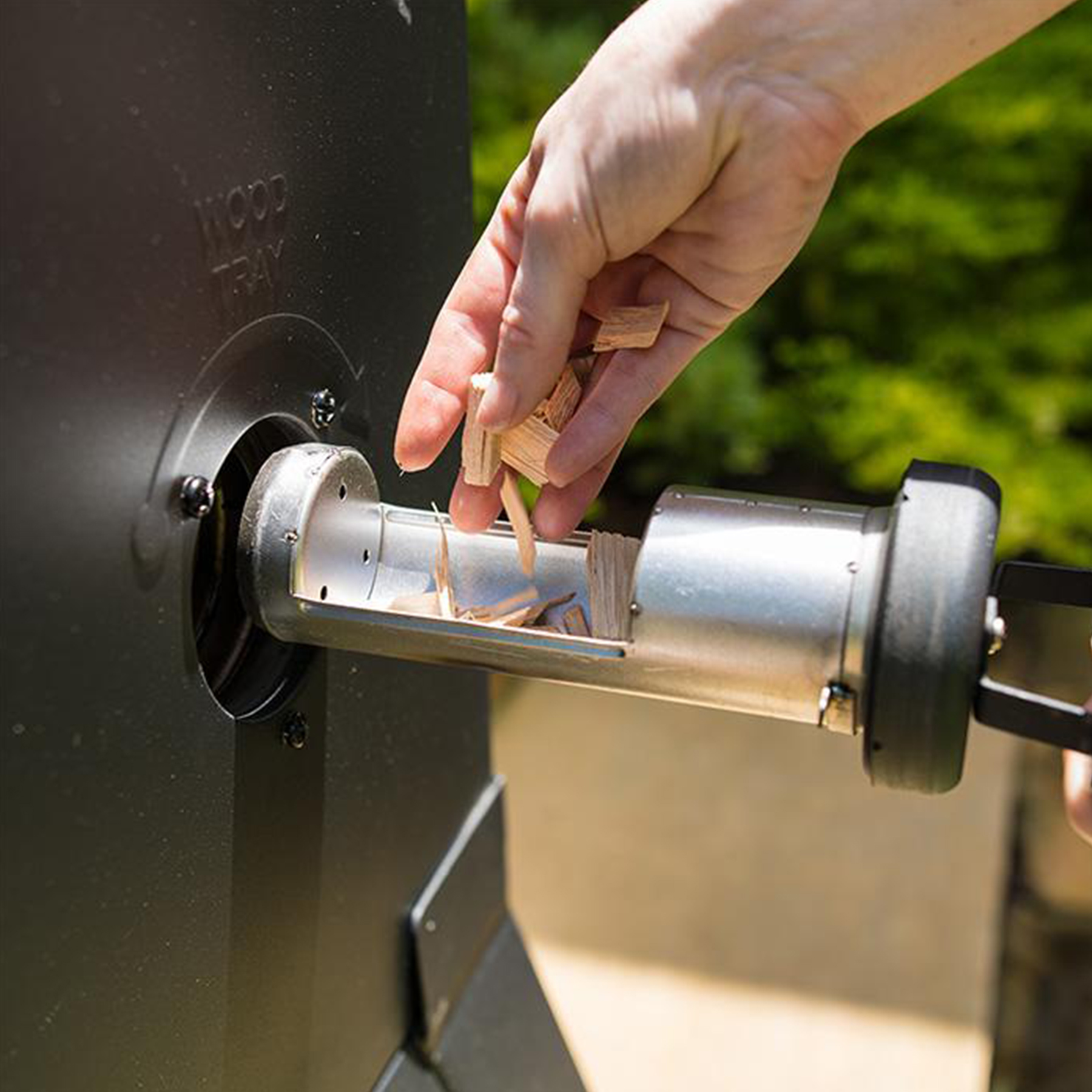 Masterbuilt mes 140s digital electric smoker hot sale